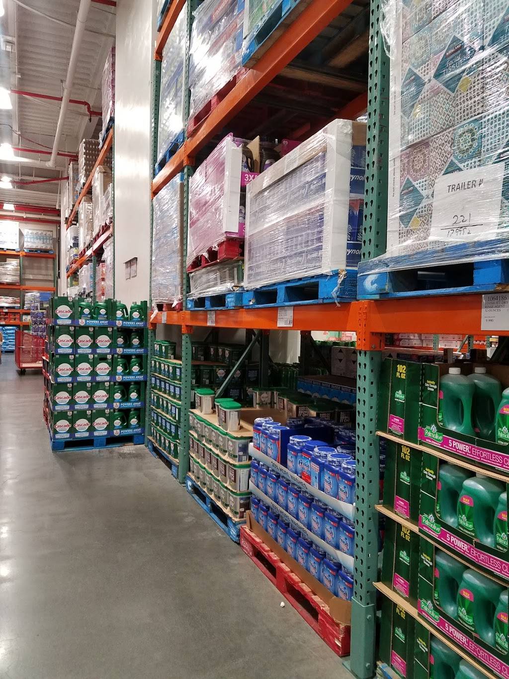 Costco Food Court | meal takeaway | 517 E 117th St, New York, NY 10035, USA | 2128965873 OR +1 212-896-5873