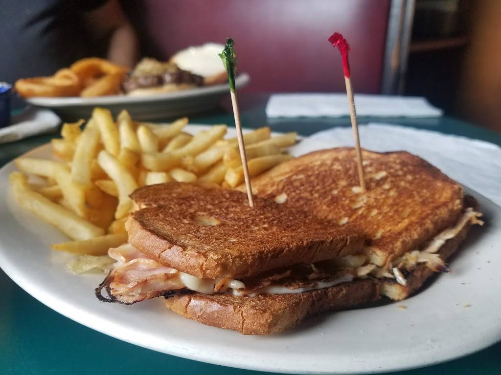 Amos Howards Brew Pub | restaurant | 2828 U.S. Hwy 70 SW, Hickory, NC 28602, USA | 8283238753 OR +1 828-323-8753