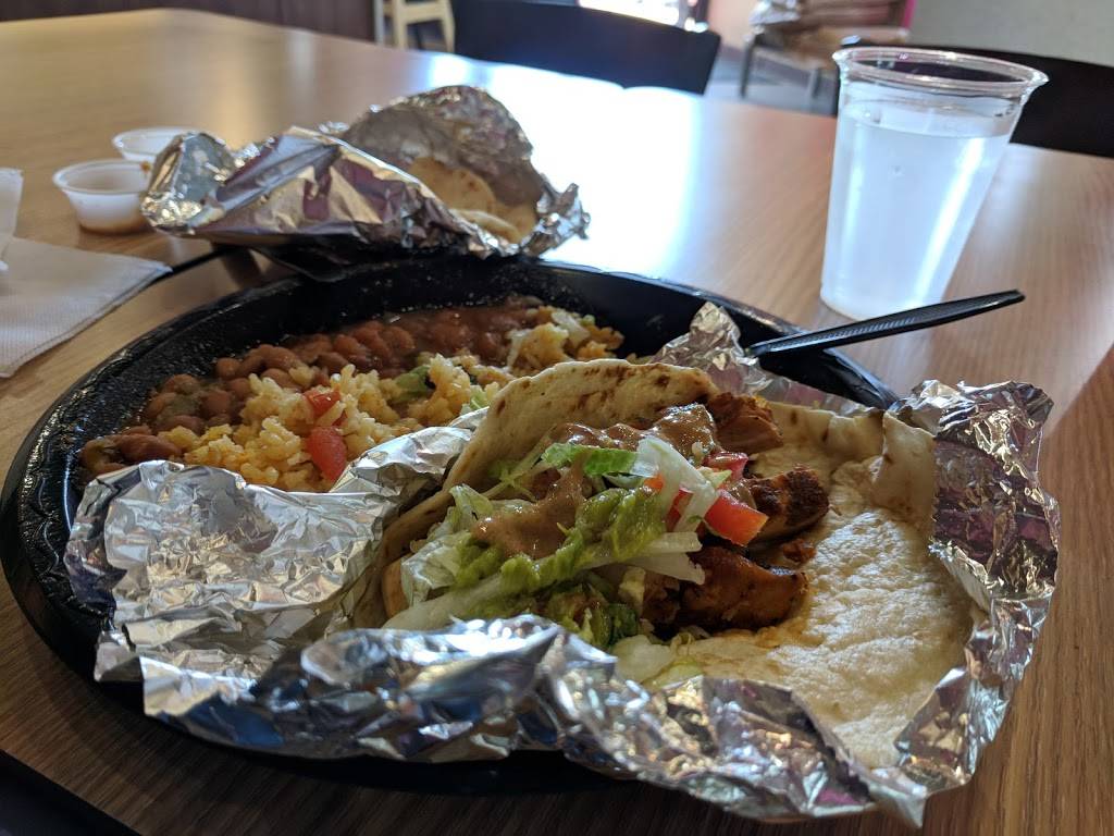 Taco Cabana | restaurant | 2908 Broadway St, San Antonio, TX 78209, USA | 2108291616 OR +1 210-829-1616