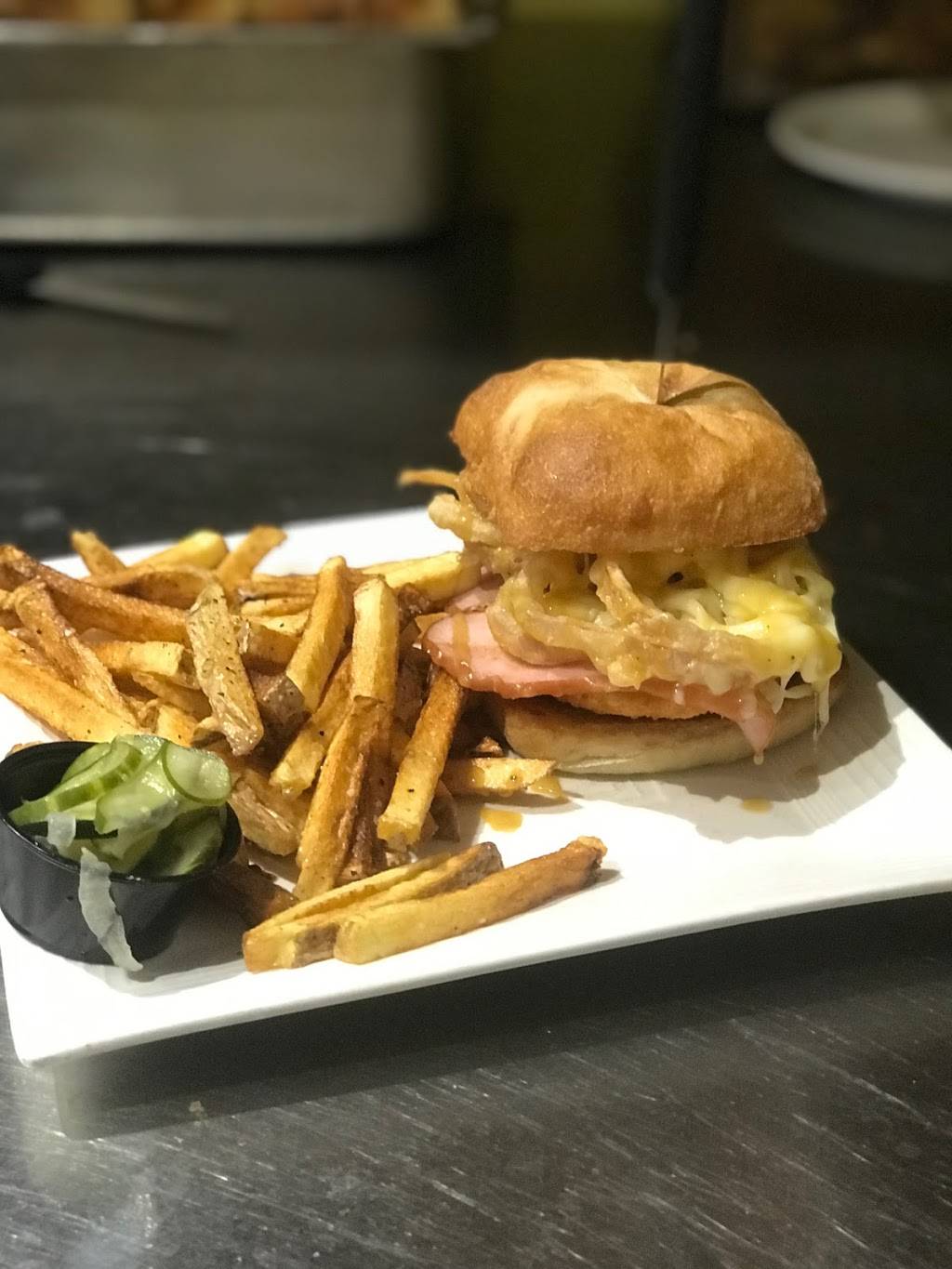 Vittles | restaurant | 107 Main St, Pittsfield, ME 04967, USA | 2074878181 OR +1 207-487-8181