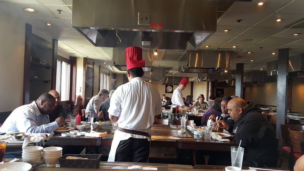Benihana | restaurant | 1496 Old Bayshore Hwy, Burlingame, CA 94010, USA | 6503425202 OR +1 650-342-5202