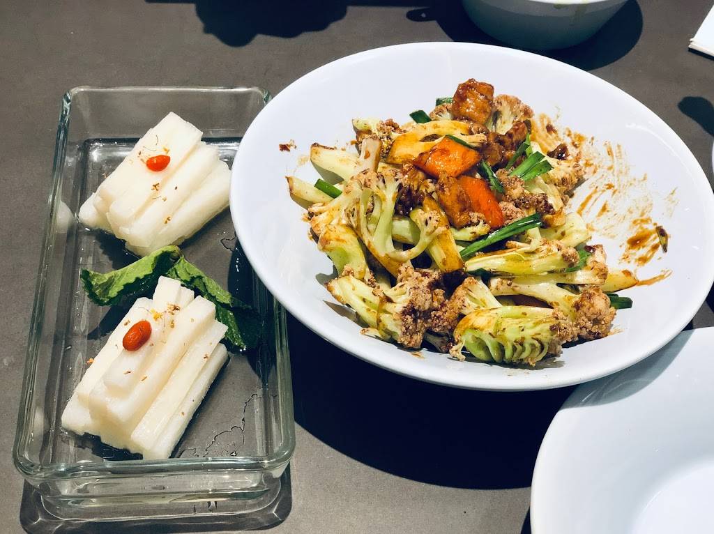 Grandmas Home-外婆家 | restaurant | 7050 Warden Ave, Markham, ON L3R 5Y3, Canada | 9059408818 OR +1 905-940-8818