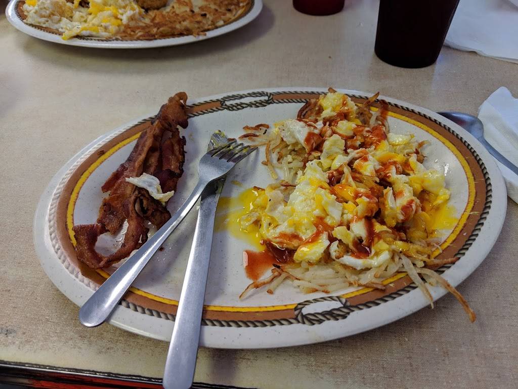 College Street Café | restaurant | 1622 W College St, Springfield, MO 65806, USA | 4173514255 OR +1 417-351-4255