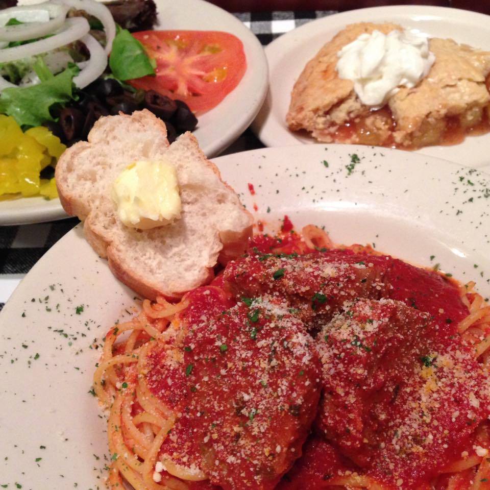 The Hills Pizza & Desserts | restaurant | 16726 E El Pueblo Blvd, Fountain Hills, AZ 85268, USA | 4808166656 OR +1 480-816-6656