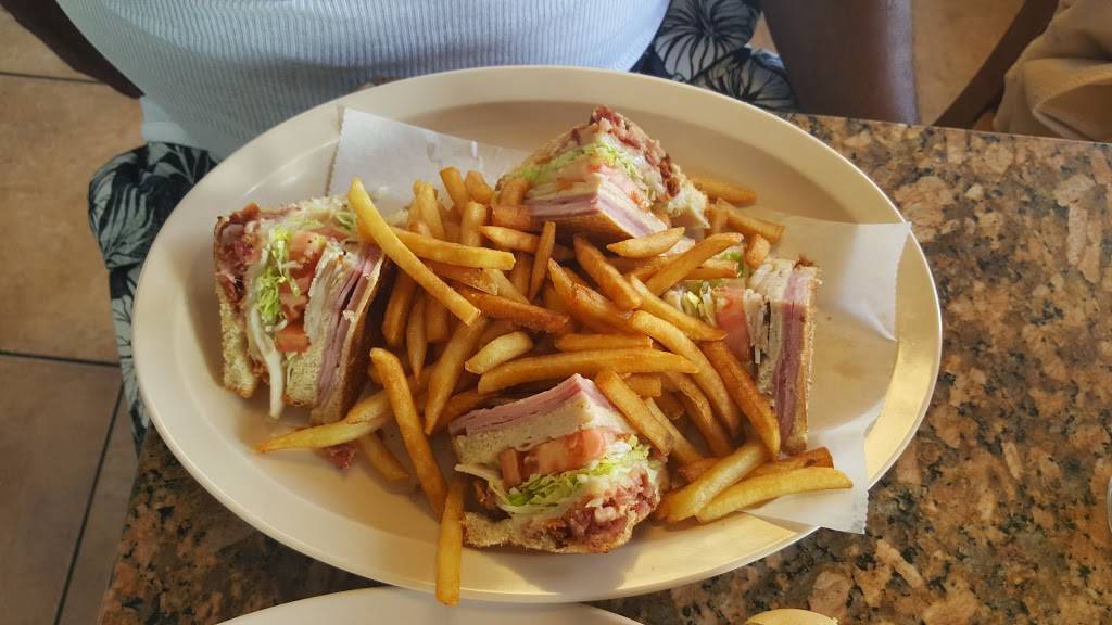 Tropical Beach Cafe | cafe | 2891 Collins Ave, Miami Beach, FL 33140, USA | 3055380359 OR +1 305-538-0359