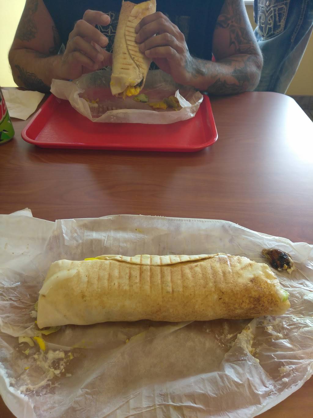 Zara Shawarma Grill | restaurant | 304 S Telegraph Rd, Pontiac, MI 48341, USA | 2489342958 OR +1 248-934-2958