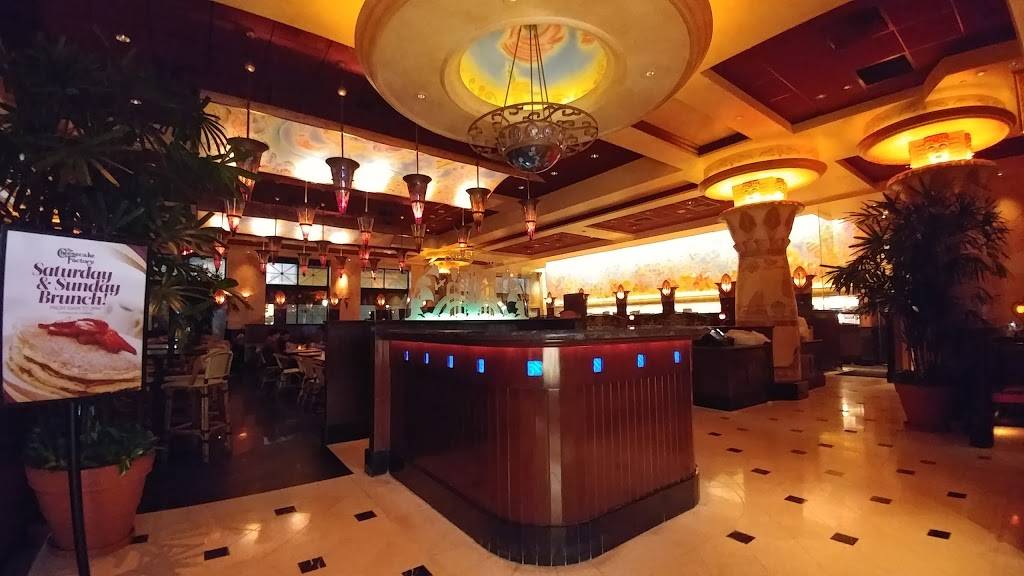The Cheesecake Factory | restaurant | 21076 Dulles Town Cir, Dulles, VA 20166, USA | 7034449002 OR +1 703-444-9002