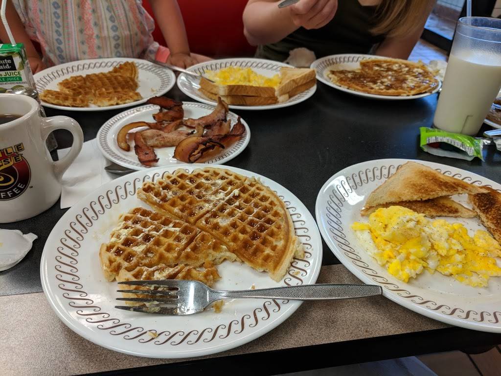 Waffle House | meal takeaway | 1069 E Main St, Greenwood, IN 46142, USA | 3178827992 OR +1 317-882-7992