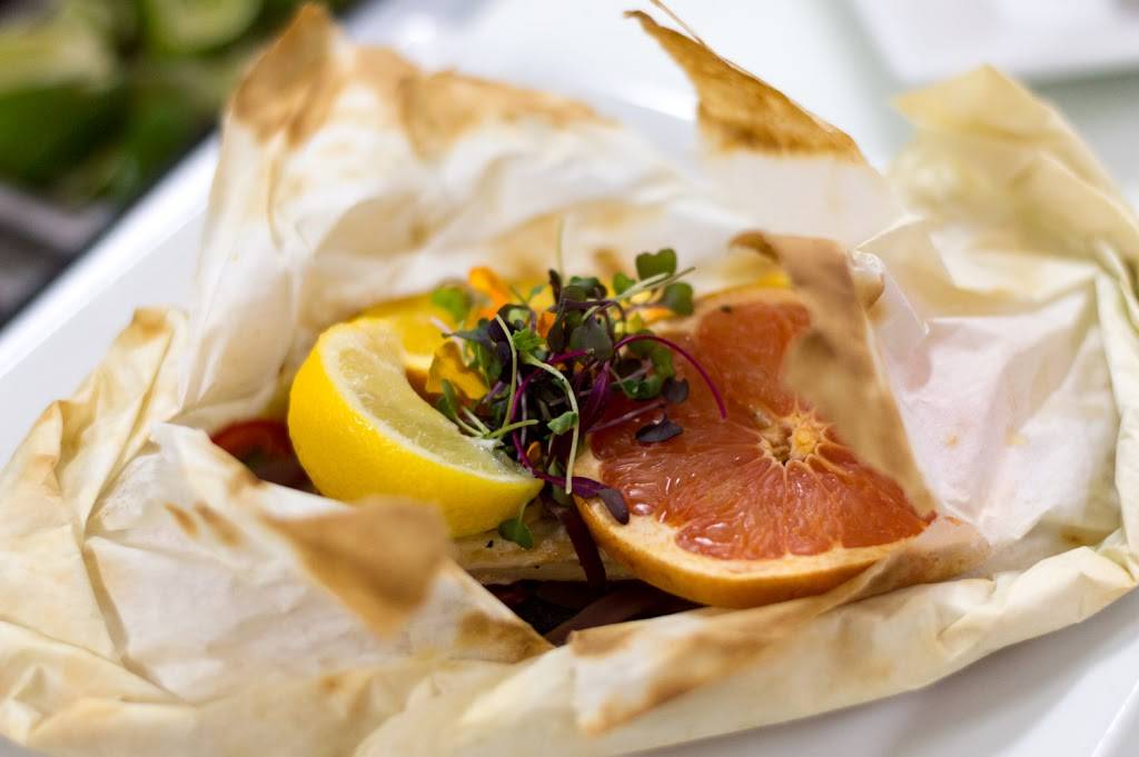 Cobbs Landing | restaurant | 4424, 200 N Indian River Dr, Fort Pierce, FL 34950, USA | 7724609014 OR +1 772-460-9014