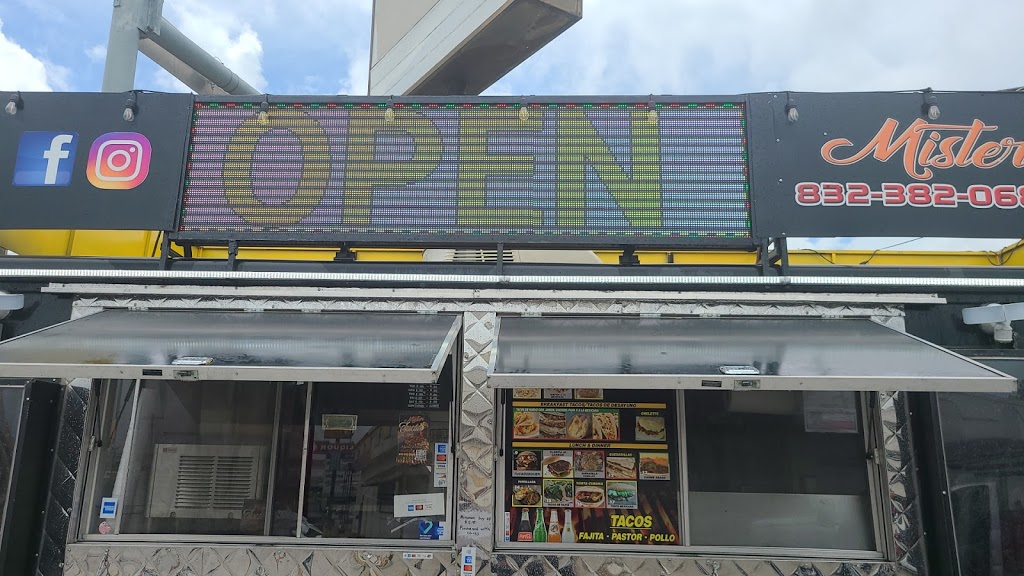 Mr. Tucan | restaurant | 2801 Collingsworth St, Houston, TX 77026, USA | 8323820689 OR +1 832-382-0689