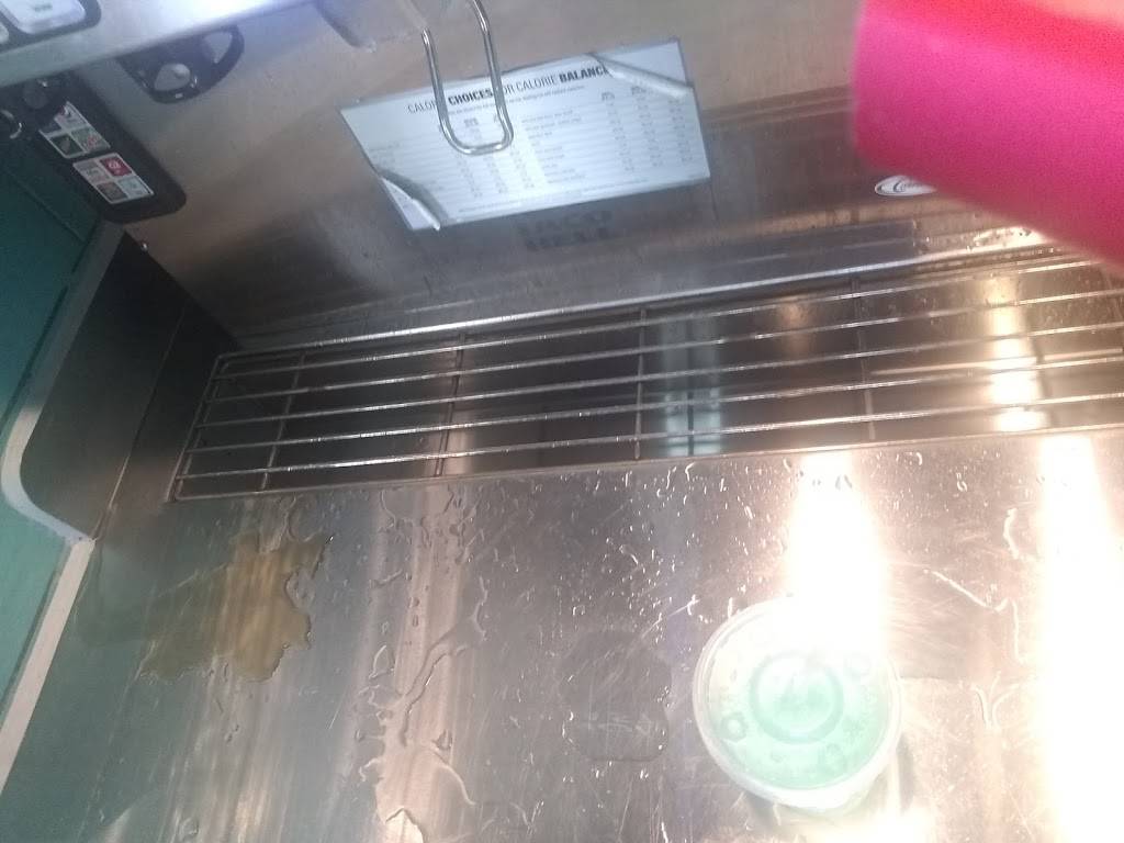 tacobell | restaurant | 6306 Greenwood Rd, Louisville, KY 40258, USA | 5029958465 OR +1 502-995-8465