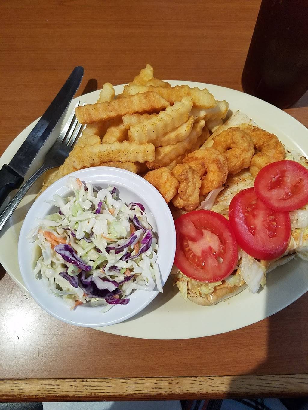 The Smokehouse | restaurant | 914 Paris Ave, Port Royal, SC 29935, USA | 8435220322 OR +1 843-522-0322