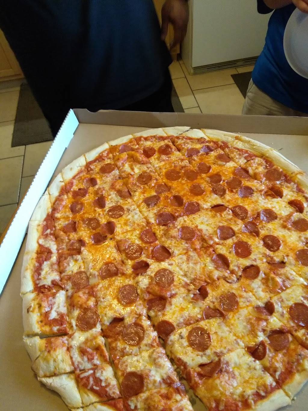 Beverage Barn Drive Thru | restaurant | 5770 S 12th Ave #3902, Tucson, AZ 85706, USA | 5202941858 OR +1 520-294-1858