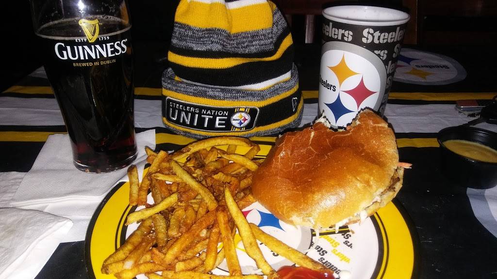 Malarkeys Tavern | restaurant | 4460 Trinity Mills Rd, Dallas, TX 75287, USA | 9729317300 OR +1 972-931-7300