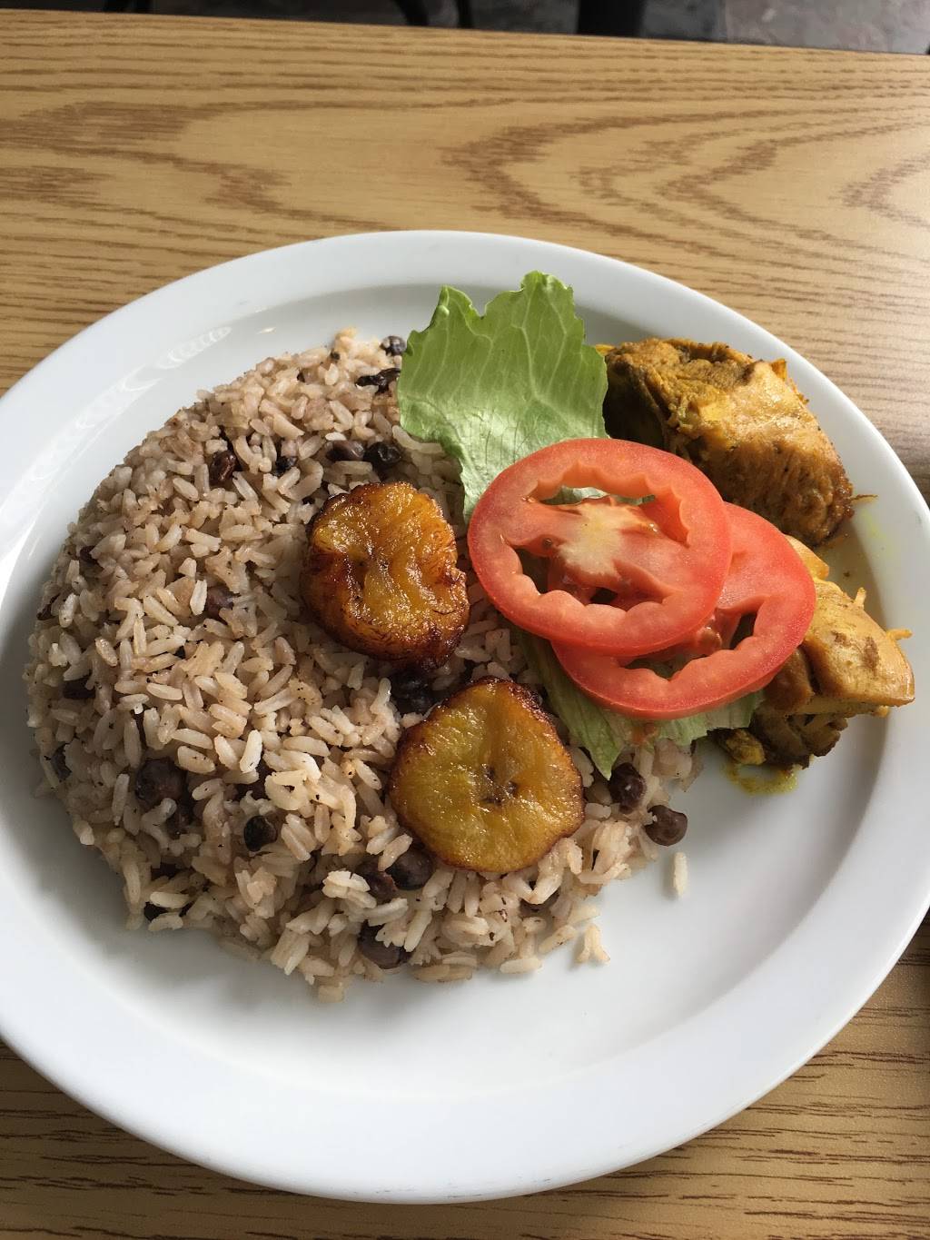 Aunty Joys Jamaican Kitchen | restaurant | 1217 W Devon Ave, Chicago, IL 60660, USA | 7738560247 OR +1 773-856-0247