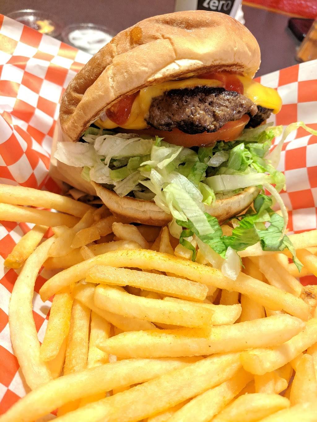 Peters Gourmade Grill | restaurant | 14311 Newport Ave, Tustin, CA 92780, USA | 7148322099 OR +1 714-832-2099