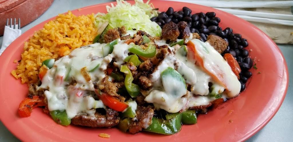 El Faro Restaurant | restaurant | 3936 W 31st St, Chicago, IL 60623, USA | 7732771155 OR +1 773-277-1155