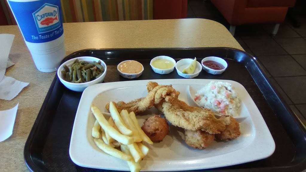 Captain Ds | restaurant | 7112 Stage Rd, Memphis, TN 38133, USA | 9013846499 OR +1 901-384-6499