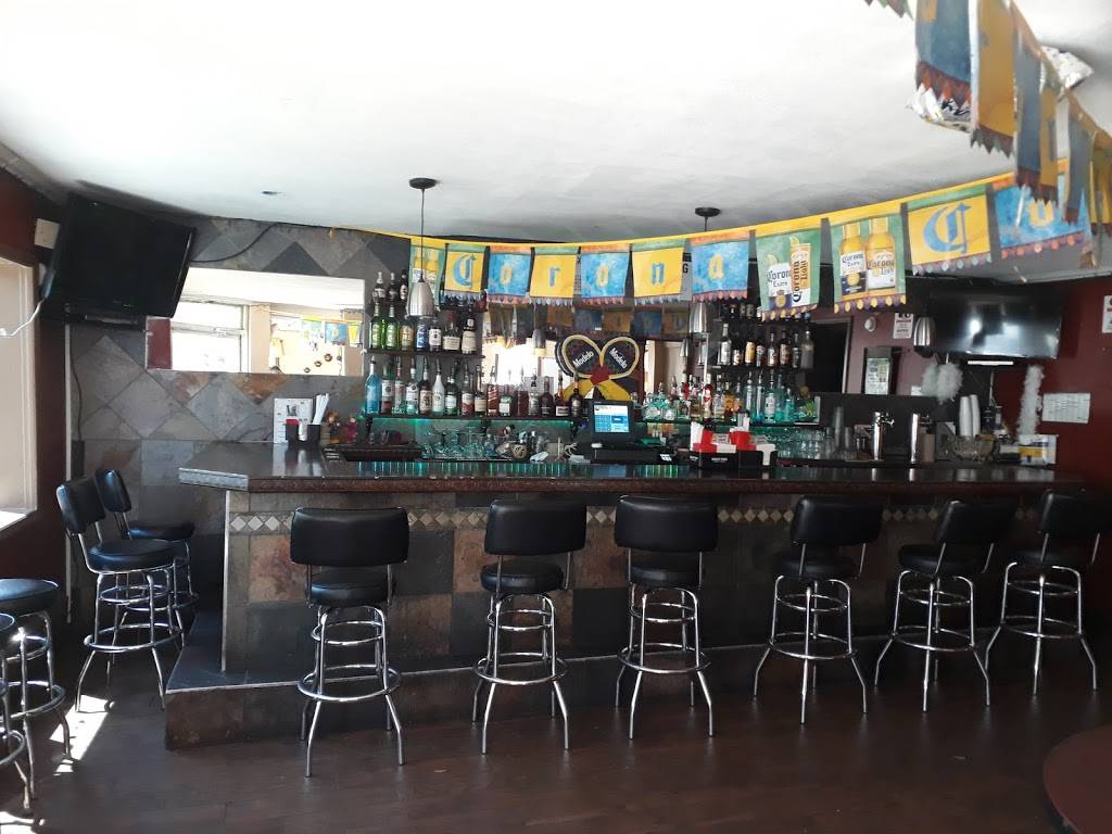 El Salvadoreno | restaurant | 346 Broadway, Newburgh, NY 12550, USA | 8455656822 OR +1 845-565-6822