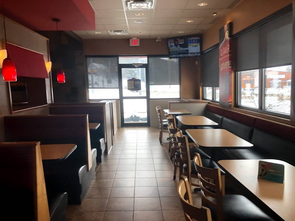 Dairy Queen Grill & Chill | restaurant | 4 Bobcaygeon Rd, Minden, ON K0M 2K0, Canada | 7052862888 OR +1 705-286-2888