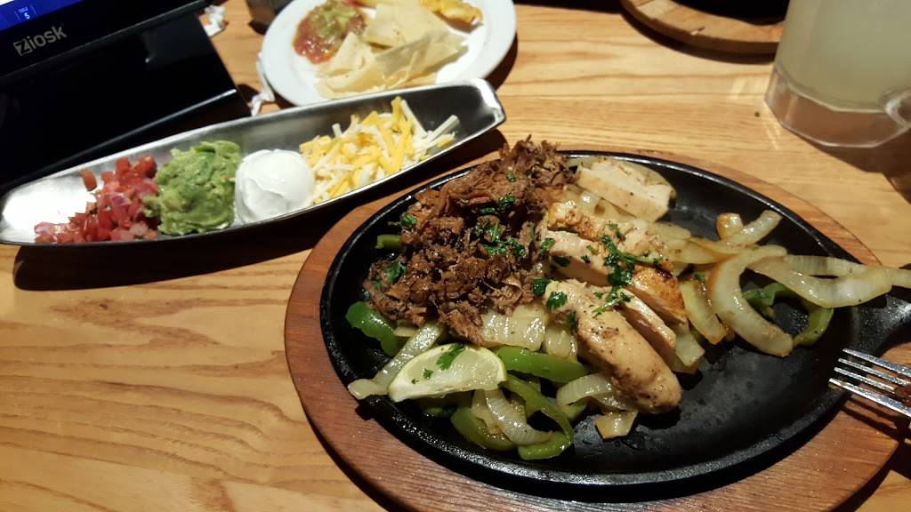 Chilis Grill & Bar | restaurant | 6505 N Decatur Blvd, Las Vegas, NV 89131, USA | 7028388832 OR +1 702-838-8832