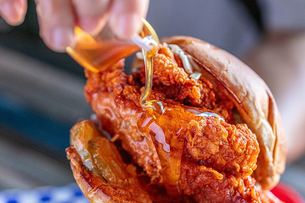 Legend Hot Chicken | meal takeaway | 20220 Avalon Blvd Suite B, Carson, CA 90746, USA | 4243442400 OR +1 424-344-2400