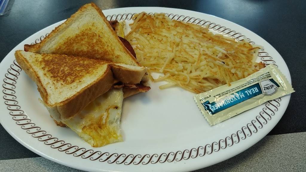 Waffle House | meal takeaway | 7810 S IN-13, Pendleton, IN 46064, USA | 3174854680 OR +1 317-485-4680