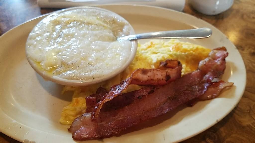 Pancake House | bakery | 1700 N Chester St, Gastonia, NC 28052, USA | 7048684005 OR +1 704-868-4005