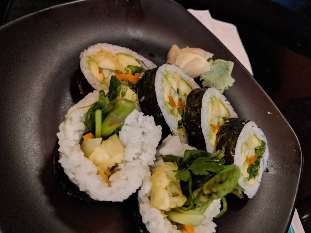 Sushi 2 | restaurant | 135 Broadway, San Diego, CA 92101, USA | 6192333072 OR +1 619-233-3072