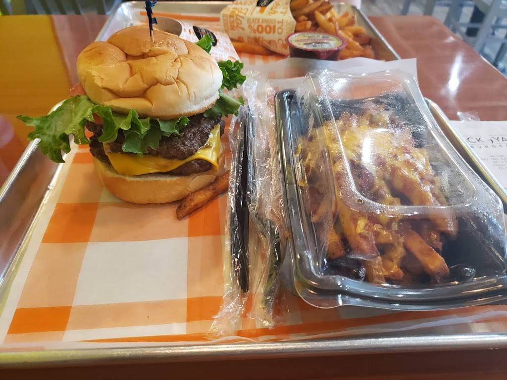 Back Yard Burgers | restaurant | 821 North Pkwy, Jackson, TN 38305, USA | 7313005220 OR +1 731-300-5220