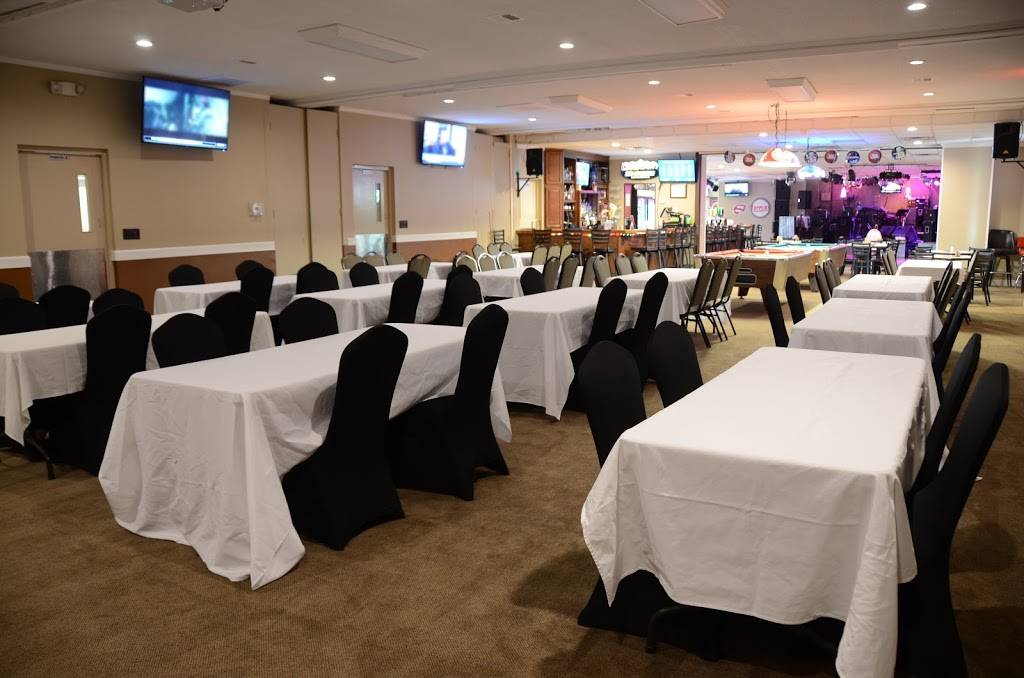 Crossroads Bar and Grill | night club | 4767 Scottsville Rd, Bowling Green, KY 42104, USA | 2707459191 OR +1 270-745-9191