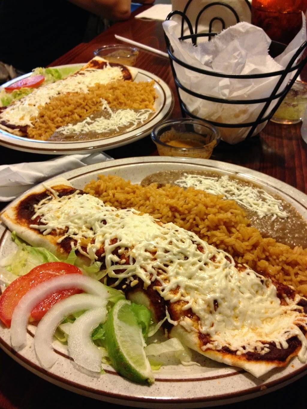 Salsa Brava Mexican Grill | restaurant | 10265 Tamiami Trail N #10, Naples, FL 34108, USA | 2392540222 OR +1 239-254-0222