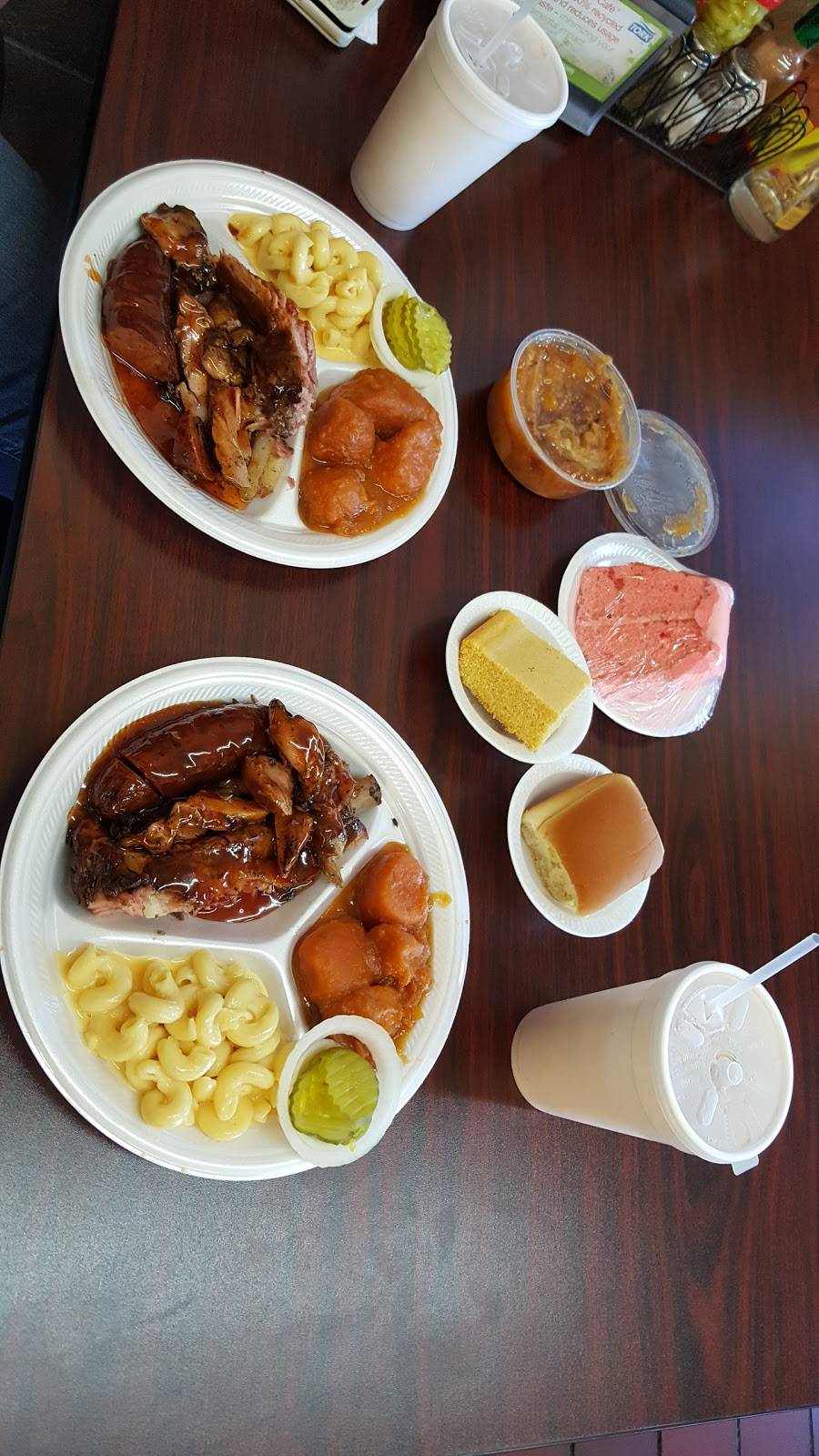 Choice Barbecue Restaurant | restaurant | 2606 E Veterans Memorial Blvd, Killeen, TX 76543, USA | 2546804310 OR +1 254-680-4310