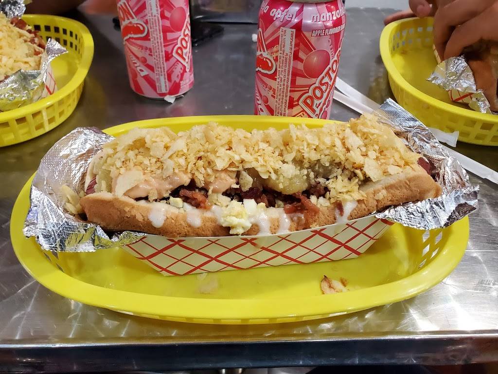 La Perrada De Edgar | restaurant | 6976 Collins Ave, Miami Beach, FL 33141, USA | 3058664543 OR +1 305-866-4543