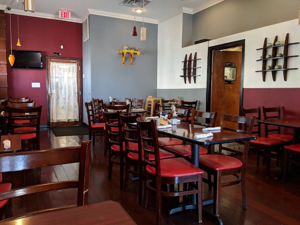 The Thai Pan Restaurant | restaurant | 2 Harrison St SE, Leesburg, VA 20175, USA | 7037779487 OR +1 703-777-9487