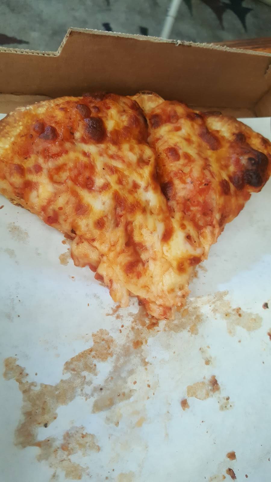 Joe Des Pizzeria | restaurant | 3329 Fulton Rd, Cleveland, OH 44109, USA | 2166611990 OR +1 216-661-1990