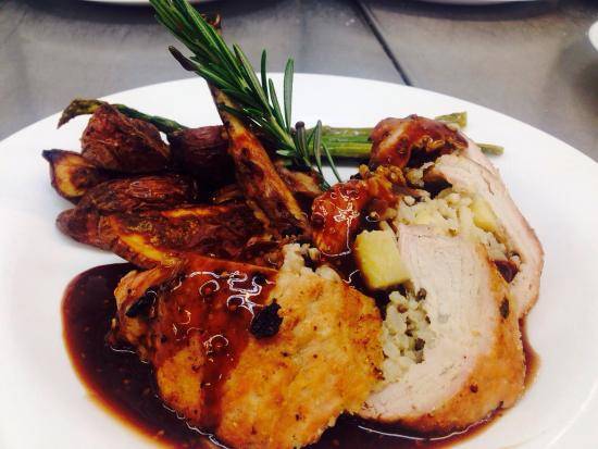 The Inn Restaurant at Ocean Village | restaurant | 2400 S Ocean Dr, Fort Pierce, FL 34949, USA | 7725774344 OR +1 772-577-4344