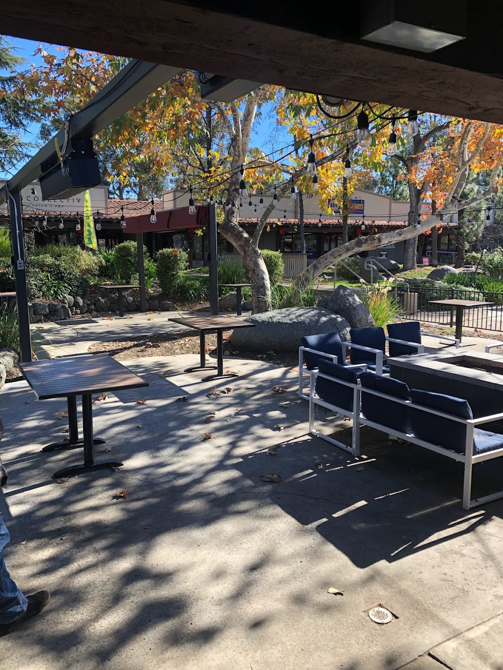 Mike Hess Brewing Alpine | restaurant | 1347 Tavern Rd, Alpine, CA 91901, USA | 6194452337 OR +1 619-445-2337