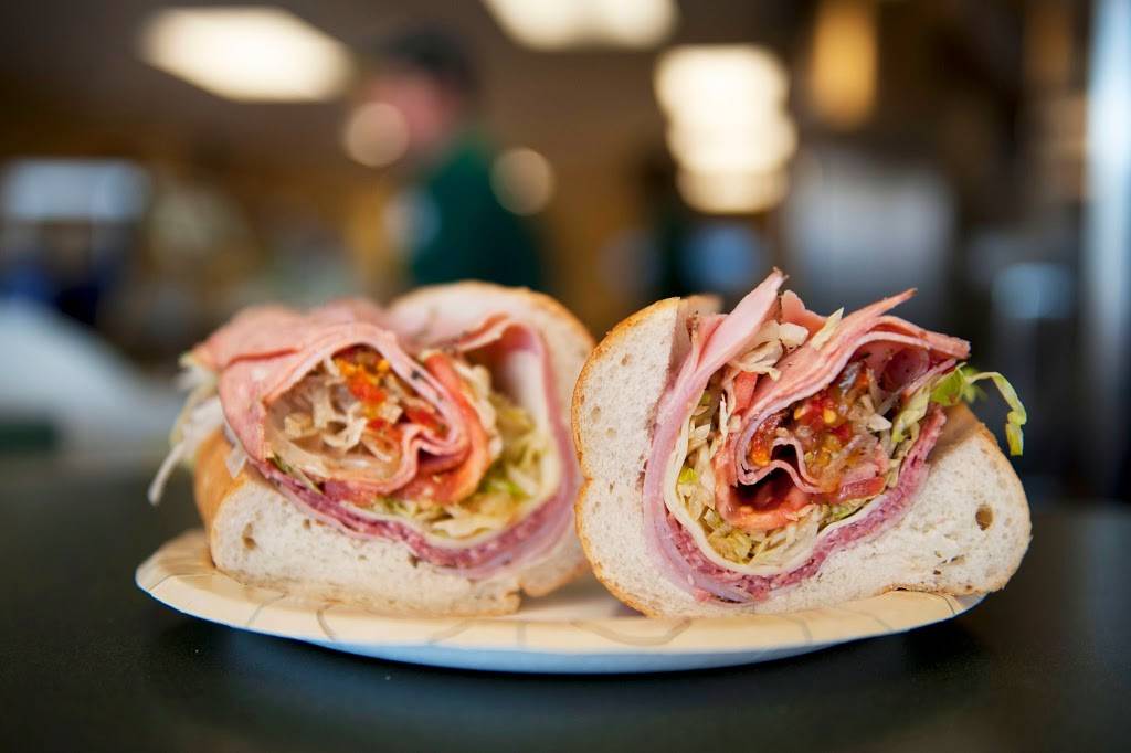 Lees Hoagie House | meal delivery | 7328 Castor Ave, Philadelphia, PA 19152, USA | 2157428111 OR +1 215-742-8111