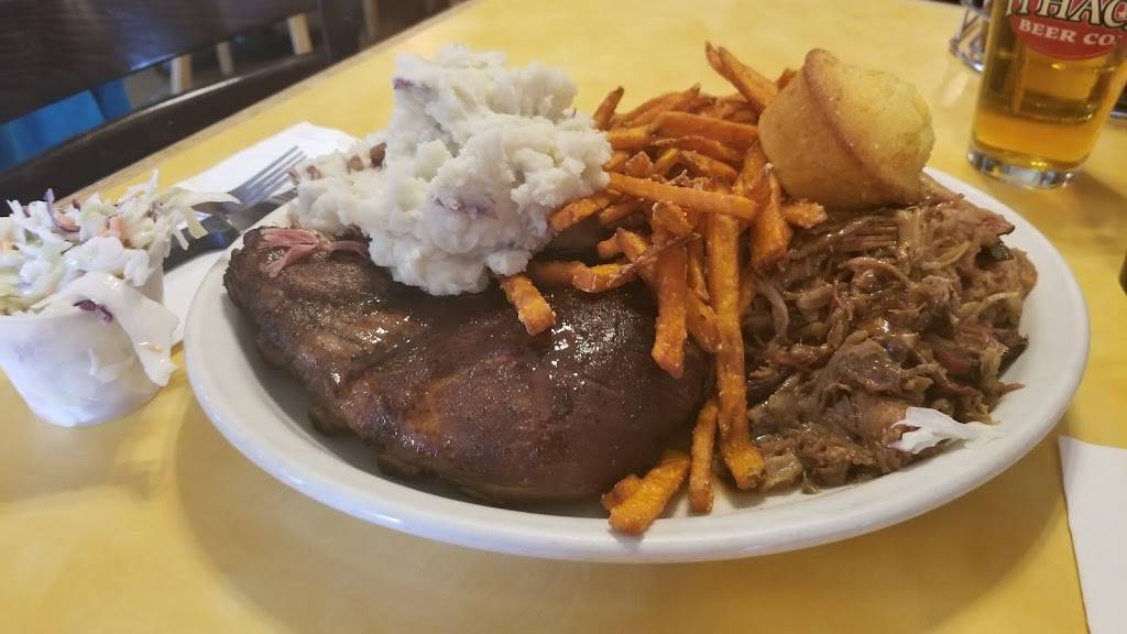 Holy Smoke | restaurant | 241 NY-6N, Mahopac, NY 10541, USA | 8456289795 OR +1 845-628-9795