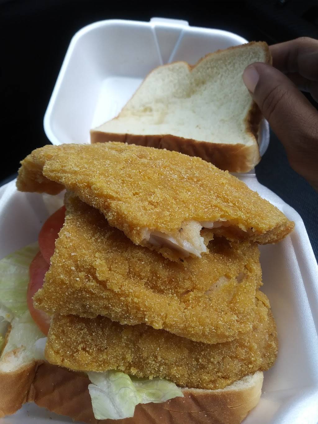 T P Seafood Market & Restaurant | restaurant | 3735 Reed Rd, Houston, TX 77051, USA | 7137310301 OR +1 713-731-0301