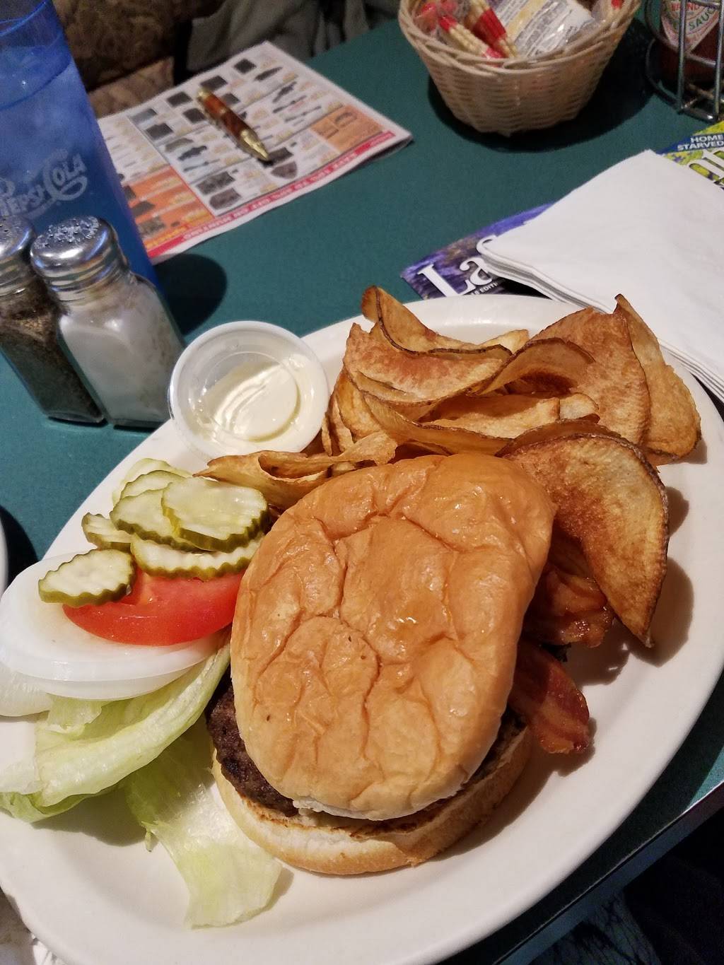 Cindys on 34 | restaurant | 1300 Raymond Dr, Mendota, IL 61342, USA | 8155399000 OR +1 815-539-9000