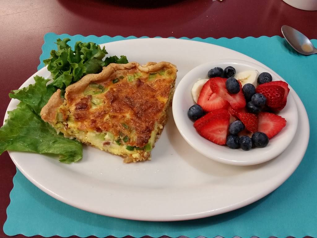 Cafe In Paradise | restaurant | 250 Sebastian Blvd #9, Sebastian, FL 32958, USA | 7725819985 OR +1 772-581-9985