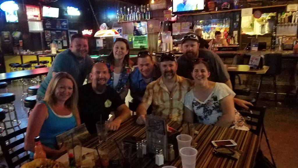 Log Cabin Pub | restaurant | 2719 E Valley Hwy E, Sumner, WA 98390, USA | 2538632905 OR +1 253-863-2905