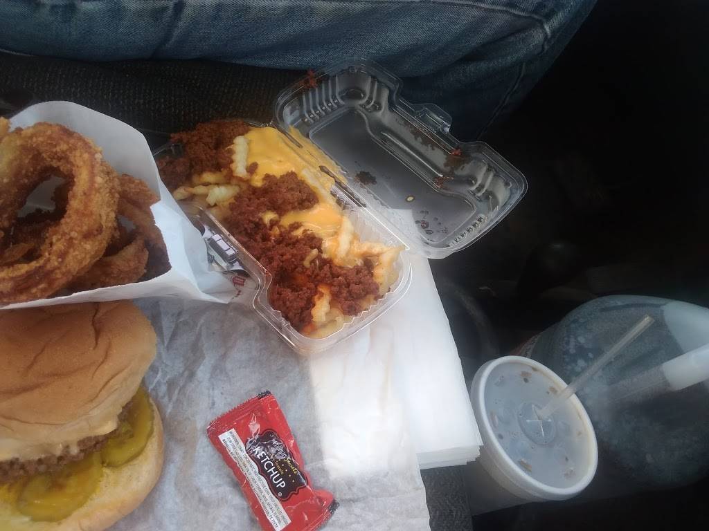 Mugs-Up Root Beer | restaurant | 700 East 23rd St S, Independence, MO 64055, USA | 8162547040 OR +1 816-254-7040