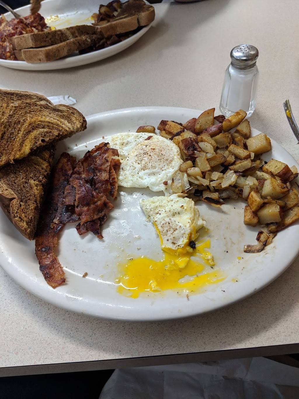 Market Place Diner | restaurant | 4 Market Pl, Hollis, NH 03049, USA | 6034653209 OR +1 603-465-3209