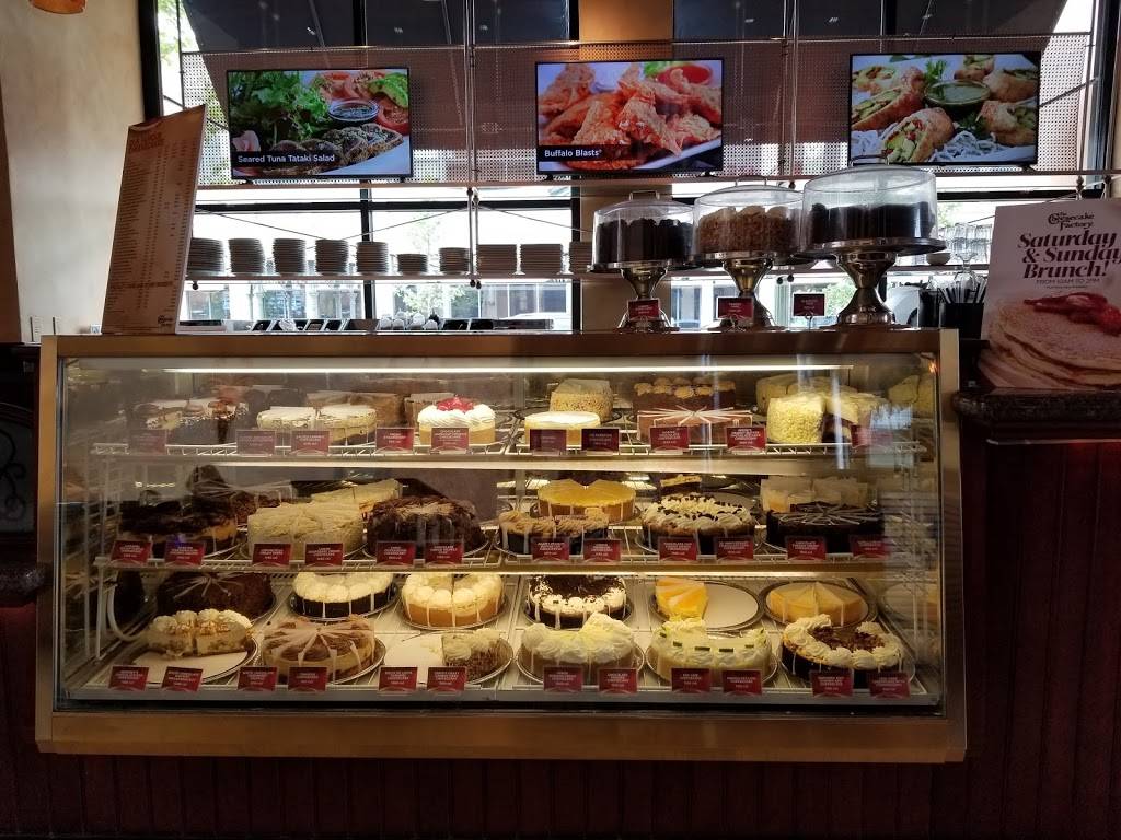 The Cheesecake Factory | restaurant | 56 Greene Blvd, Beavercreek, OH 45440, USA | 9373209901 OR +1 937-320-9901