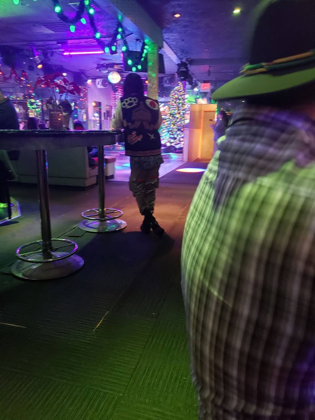 Ambassador Restaurant & Lounge | restaurant | 4744 NE Sandy Blvd, Portland, OR 97213, USA | 5032800330 OR +1 503-280-0330