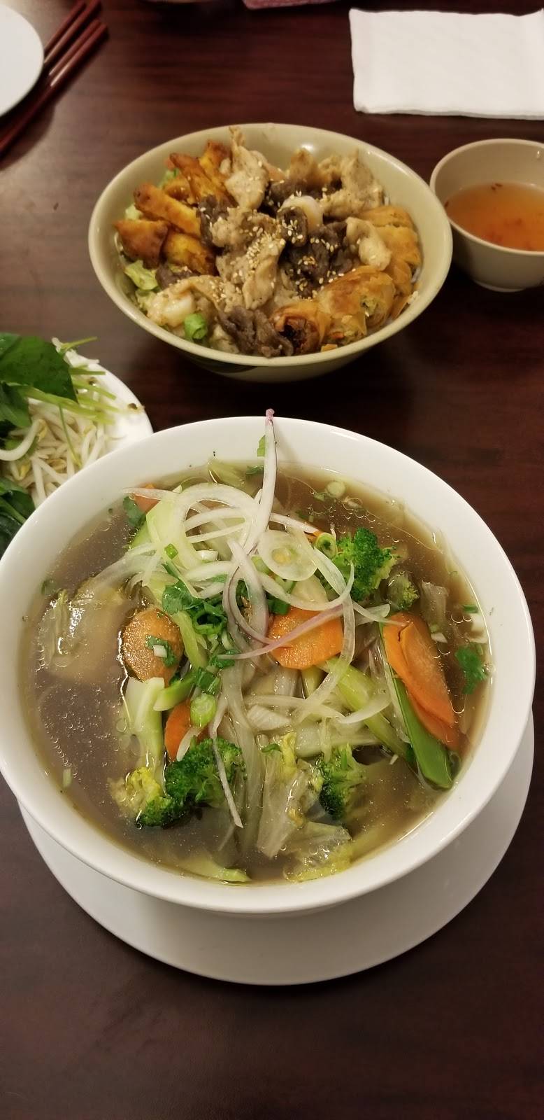 Trang Le Vietnamese Family Restaurant | restaurant | 665-753 S 145th E Ave, Broken Arrow, OK 74012, USA | 9189947676 OR +1 918-994-7676