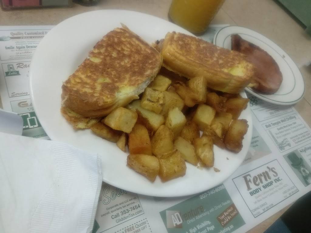 Chummys Mid Town Diner | restaurant | 580 Lisbon St, Lisbon Falls, ME 04252, USA | 2073534732 OR +1 207-353-4732